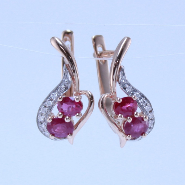 Серьги из красного золота с рубинами и бриллиантами